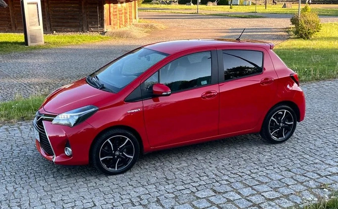 Toyota Yaris cena 49900 przebieg: 94400, rok produkcji 2015 z Nowy Wiśnicz małe 121